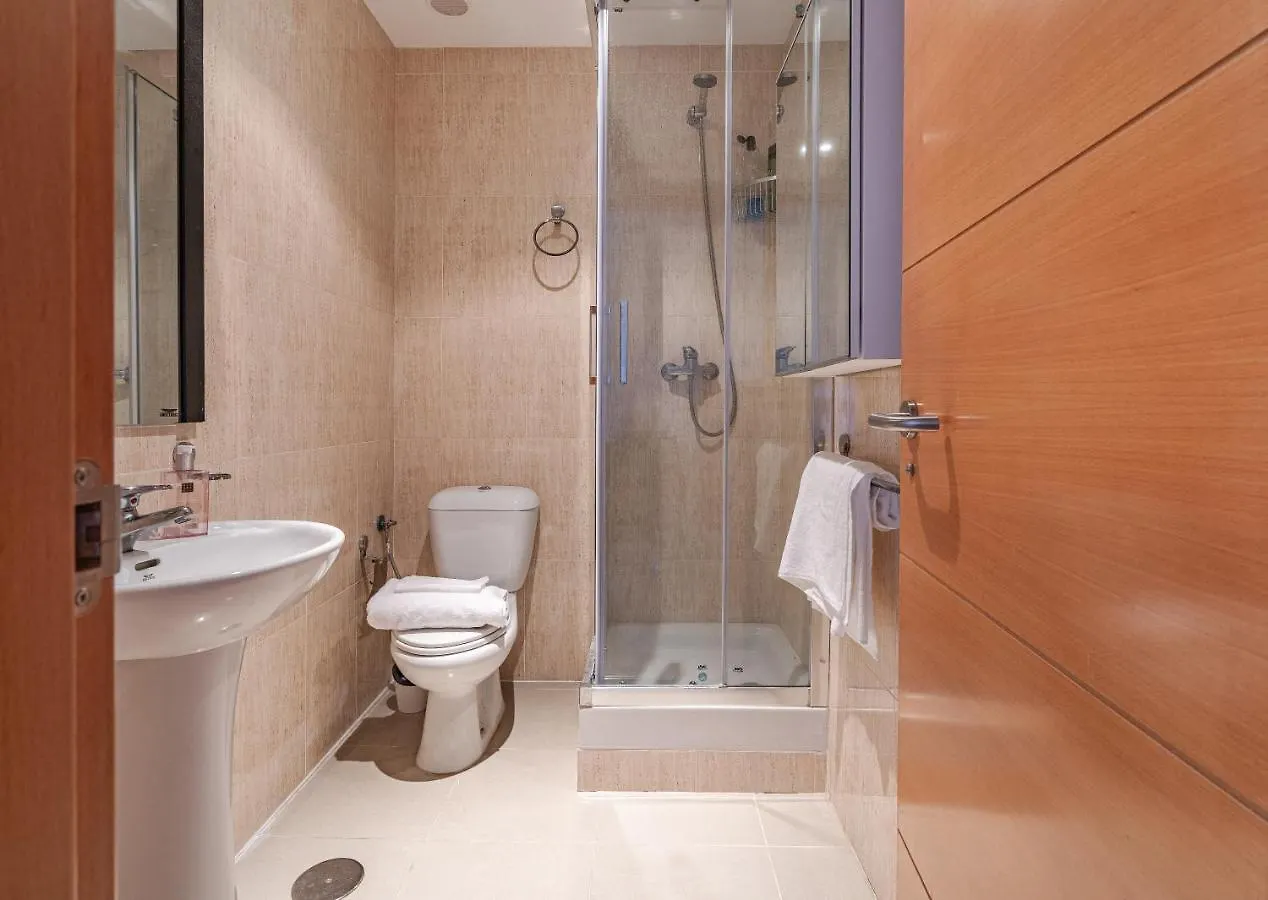 2-Bedroom Central And Close To The Beach In Sabinillas San Luis de Sabinillas 0*,  Spanyolország